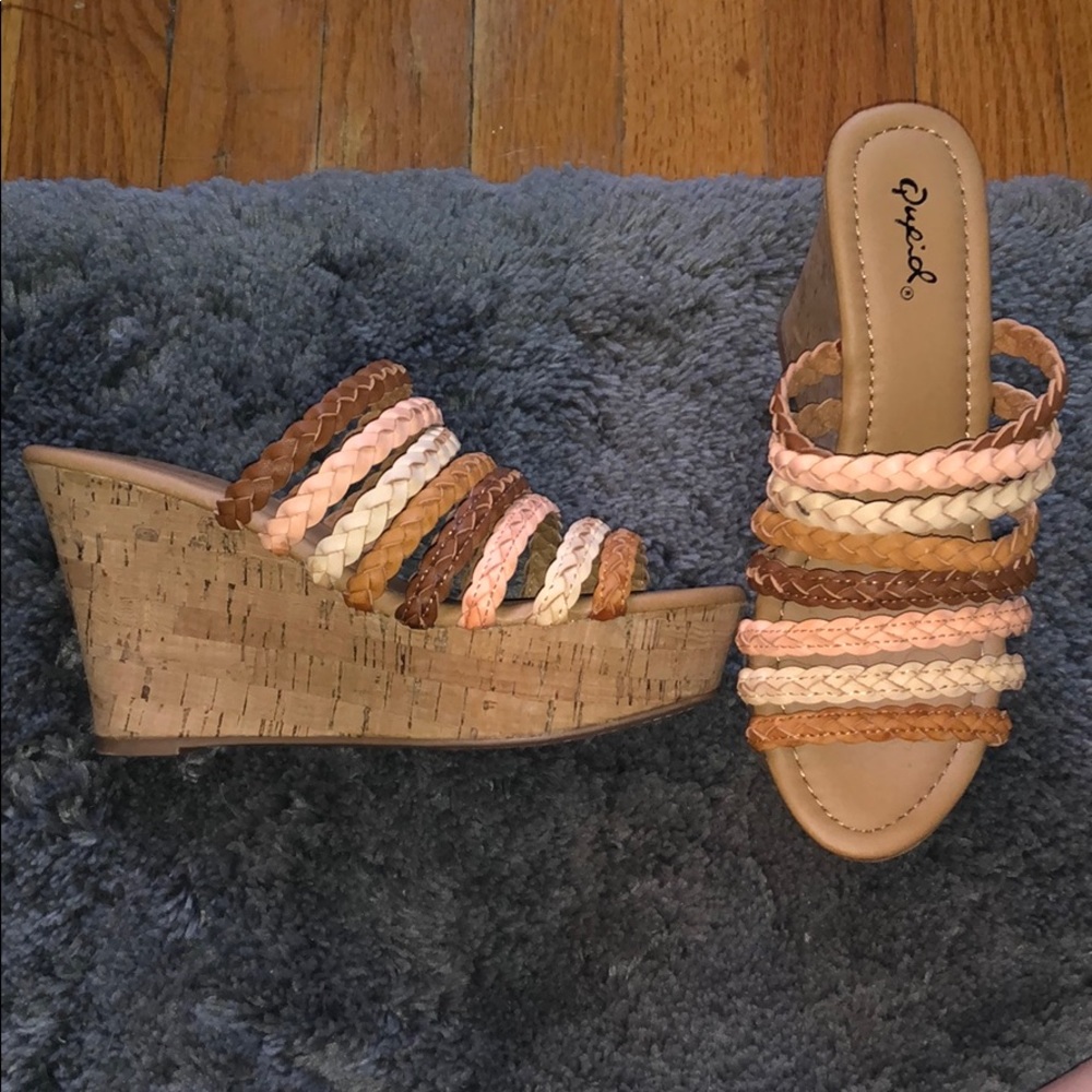 Multicolored strap Wedges